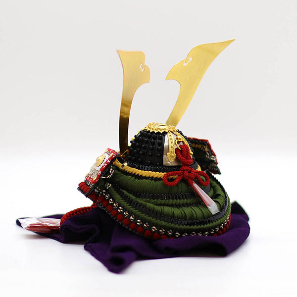 久月　 五月人形　早乙女幸隆作 兜 収納飾り 正絹 萌黄縅 鎌倉時代 貼り合わせ小札 久月監製 金松屋久杉屏風 収納箱　詳細画像