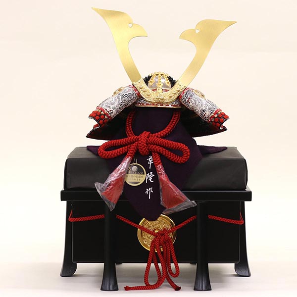 久月　 五月人形　早乙女幸隆作 兜 平飾り 正絹 萌黄縅 鎌倉時代 貼り合わせ小札 久月監製 御所絵屏風　詳細画像