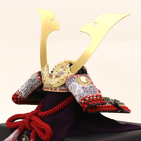 久月　 五月人形　早乙女幸隆作 兜 平飾り 正絹 萌黄縅 鎌倉時代 貼り合わせ小札 久月監製 御所絵屏風　詳細画像