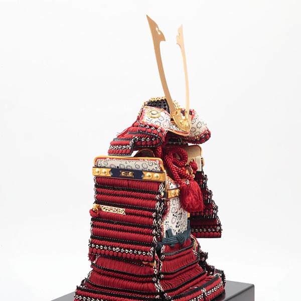 久月　 五月人形　早乙女幸隆作 大鎧 平飾り 正絹 赤糸縅 鎌倉時代 貼り合わせ小札 久月監製　詳細画像