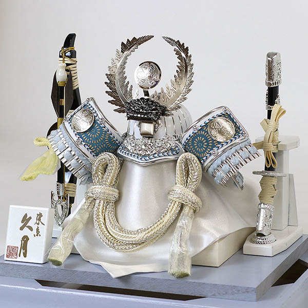 久月　 五月人形　久月 徳川家康公 兜 アクリルケース 取付ケース入り　詳細画像