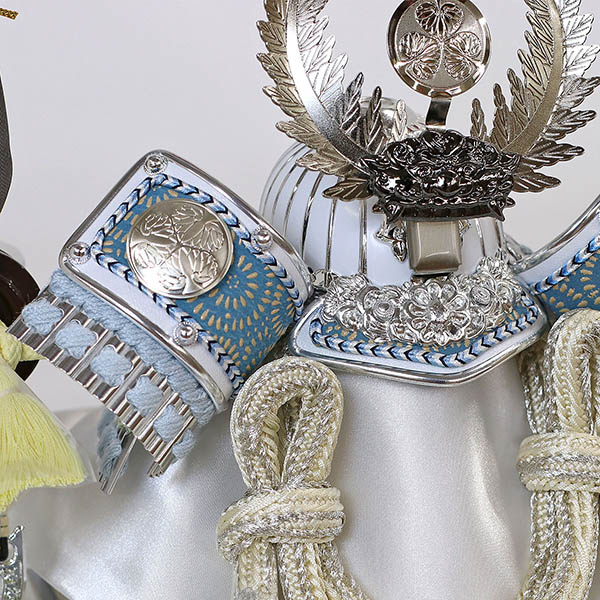 久月　 五月人形　久月 徳川家康公 兜 アクリルケース 取付ケース入り　詳細画像