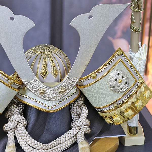 久月　 五月人形　久月 兜飾り 取付ケース入り アクリルケース飾り　詳細画像