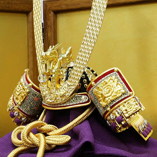 東玉　 五月人形　瑞陽 ずいよう 兜 平飾り　詳細画像