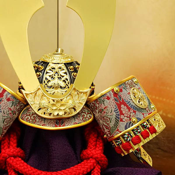 東玉　 五月人形　龍村裂 陽 よう 兜 平飾り　詳細画像