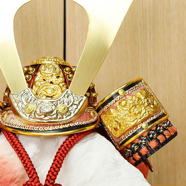 東玉　 五月人形　草木染め 極鳳 きょくほう 櫃飾り 兜 平飾り　詳細画像