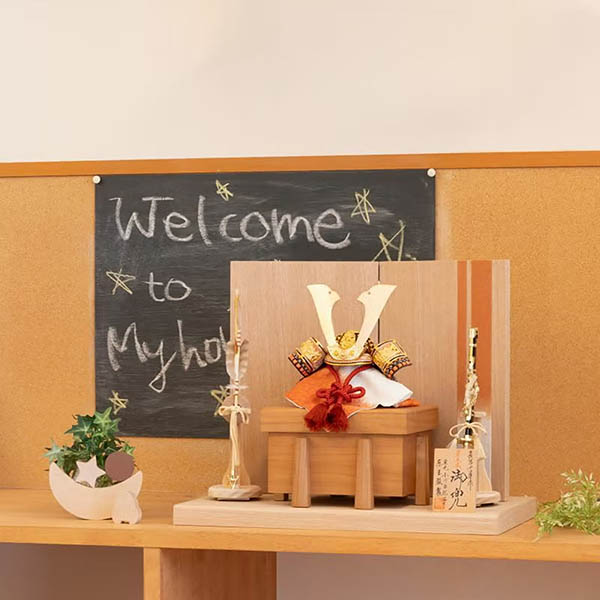 東玉　 五月人形　草木染め 極鳳 きょくほう 櫃飾り 兜 平飾り　詳細画像