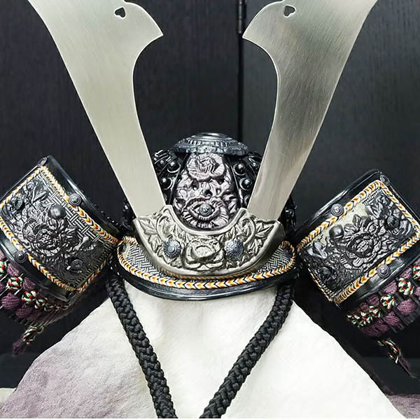 五月人形 東玉 草木染め 華極 かきょく 櫃飾り 兜 平飾り 詳細画像 東玉 五月人形 草木染め 華極 かきょく 櫃飾り 兜 平飾り 詳細画像