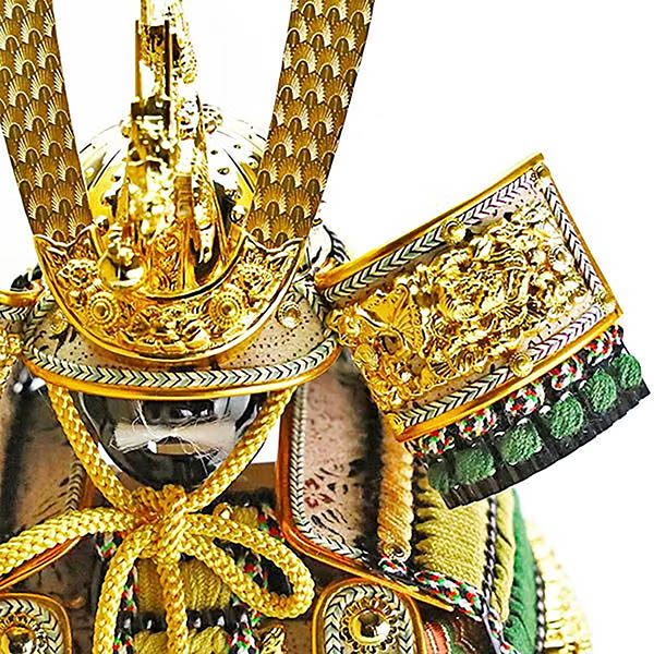 東玉　 五月人形　特選大鎧 六角ガラス 鎧 ケース飾り　詳細画像