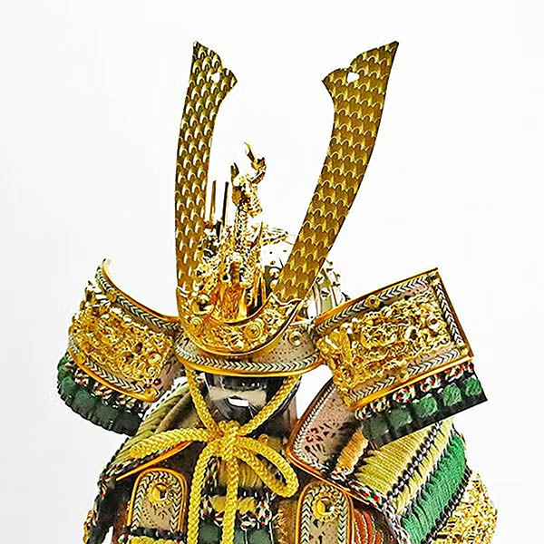 東玉　 五月人形　特選大鎧 六角ガラス 鎧 ケース飾り　詳細画像