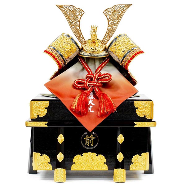 五月人形 吉徳 正絹赤絲縅 飛龍之兜 高床台飾り 詳細画像 吉徳 五月人形 正絹赤絲縅 飛龍之兜 高床台飾り 詳細画像