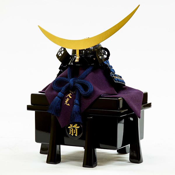 吉徳　 五月人形　正絹紺絲縅 伊達政宗公 兜飾り 　詳細画像