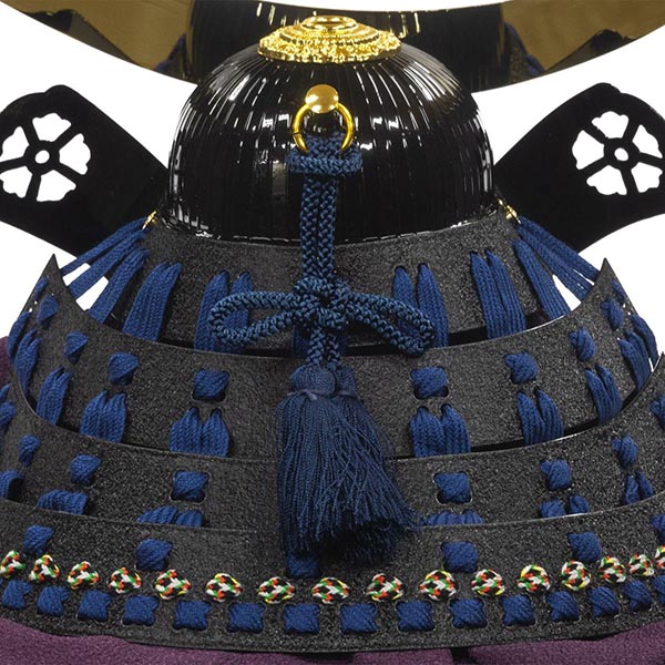 吉徳　 五月人形　正絹紺絲縅 伊達政宗公 兜飾り 　詳細画像