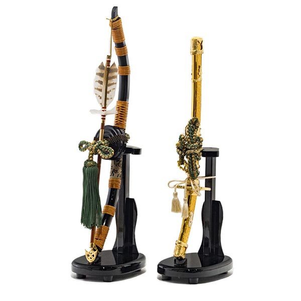 吉徳　 五月人形　小柴鑚穂作 正絹赤絲縅 和紙小札 兜飾り　詳細画像