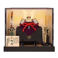 五月人形: 小柴鑚穂作 正絹赤絲縅 和紙小札 兜飾り 【113H63562】