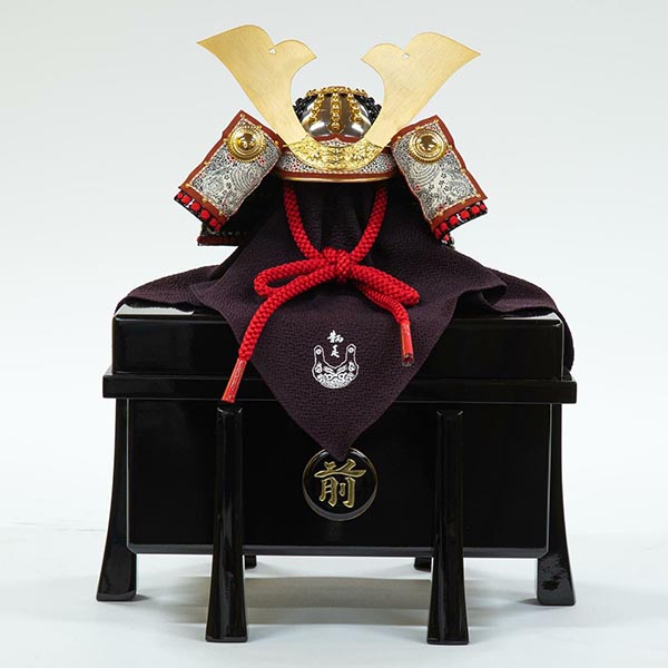 五月人形 吉徳 加藤鞆美作 正絹萌黄裾濃縅 和紙小札 兜飾り 詳細画像 吉徳 五月人形 加藤鞆美作 正絹萌黄裾濃縅 和紙小札 兜飾り 詳細画像