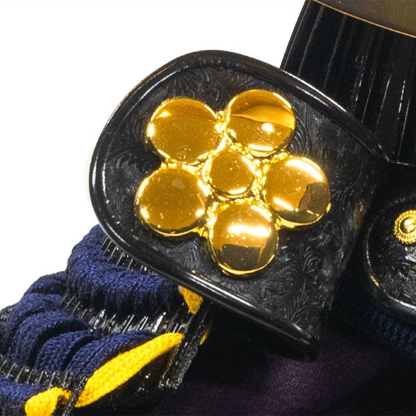 五月人形 吉徳 大越保広作 伊達政宗公 和紙小札 兜飾り 詳細画像 吉徳 五月人形 大越保広作 伊達政宗公 和紙小札 兜飾り 詳細画像