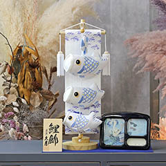 こいのぼり: 久月 室内 鯉のぼり タペストリー ホワイト オルゴール付