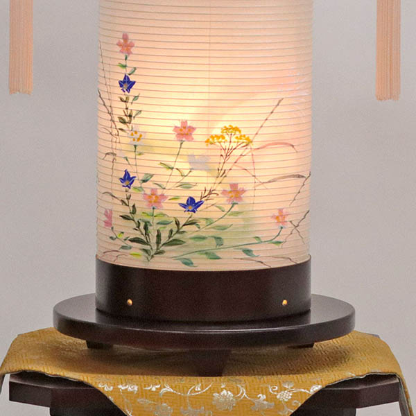盆提灯 井上為吉 法明燈 桜 絹二重 優美 対柄 台付 (一対入り) 詳細画像 井上為吉 盆提灯 法明燈 桜 絹二重 優美 対柄 台付 (一対入り) 詳細画像
