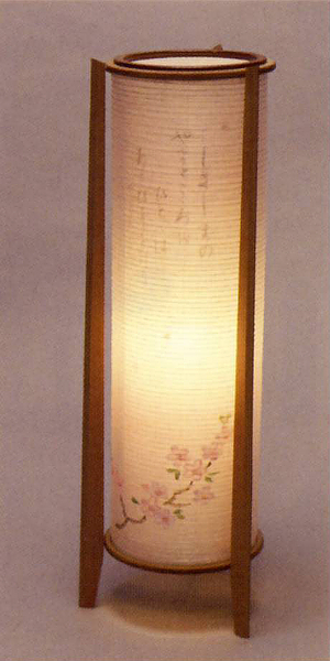 数奇屋行灯（大）　二重張＜大和桜＞木製（電気コード式）