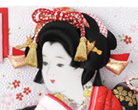 金襴金彩刺繍押絵板　小春　まり飾り