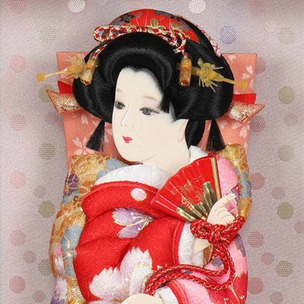 羽子板 フジキ 壁掛け 額飾り 愛 姫振袖 道成寺 金彩押絵羽子板 ガラスケース飾り スタンド付 詳細画像 フジキ 羽子板 壁掛け 額飾り 愛 姫振袖 道成寺 金彩押絵羽子板 ガラスケース飾り スタンド付 詳細画像