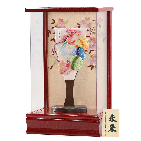 羽子板 守田 ちりめん細工 姫羽子板 すず 赤パール塗り アクリルケース 詳細画像 守田 羽子板 ちりめん細工 姫羽子板 すず 赤パール塗り アクリルケース 詳細画像