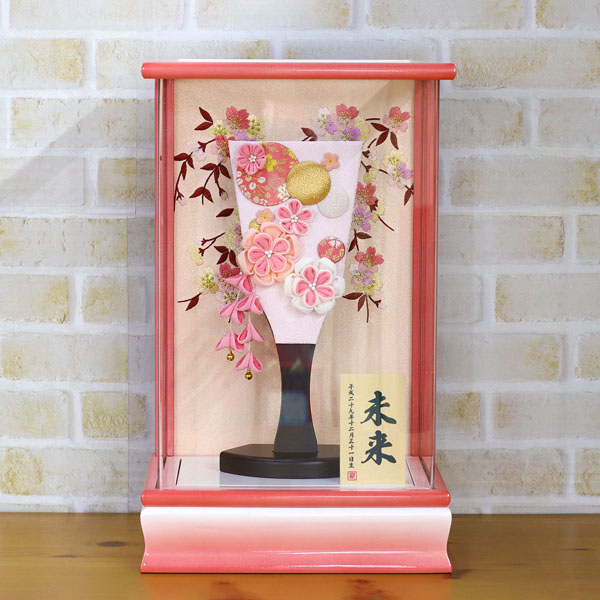 羽子板 美山 つまみ細工 羽子板 ピンク パール白/ピンク塗り アクリルケース 詳細画像 美山 羽子板 つまみ細工 羽子板 ピンク パール白/ピンク塗り アクリルケース 詳細画像