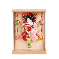 羽子板: 壁掛け 額飾り 日和 正絹 パールピンク塗り 鞠二連つるし付き アクリルケース