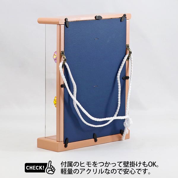 守田　 羽子板　壁掛け 額飾り 日和 正絹 パールピンク塗り 鞠二連つるし付き アクリルケース スタンド付き　詳細画像