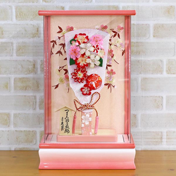 羽子板 久月 つまみ細工 桃赤 20227-1 パール白/ピンク塗り アクリルケース 詳細画像 久月 羽子板 つまみ細工 桃赤 20227-1 パール白/ピンク塗り アクリルケース 詳細画像