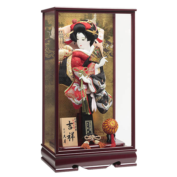 久月　 羽子板　松に鶴 刺繍振袖 ワイン塗り 面取りガラスケース飾り　詳細画像