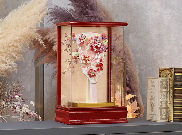 羽子板 東玉 つまみ細工 羽子板 赤 赤パール塗り アクリルケース飾り 詳細画像 東玉 羽子板 つまみ細工 羽子板 赤 赤パール塗り アクリルケース飾り 詳細画像