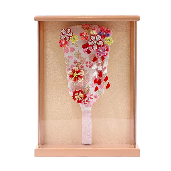 つまみ細工 羽子板 赤 壁掛け 額飾り パールピンク塗り アクリルケース飾り