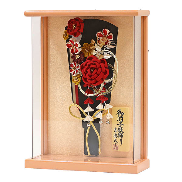 吉徳　 羽子板　つまみ細工 髪飾り 羽子板 ブラック レッド 壁掛け 額飾り パールピンク塗り アクリルケース　詳細画像