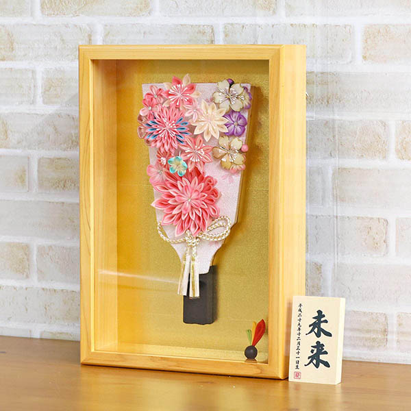 羽子板 守田 つまみ細工 羽子板 ピンク 壁掛け 額飾り ヒノキ製 アクリルケース 詳細画像 守田 羽子板 つまみ細工 羽子板 ピンク 壁掛け 額飾り ヒノキ製 アクリルケース 詳細画像