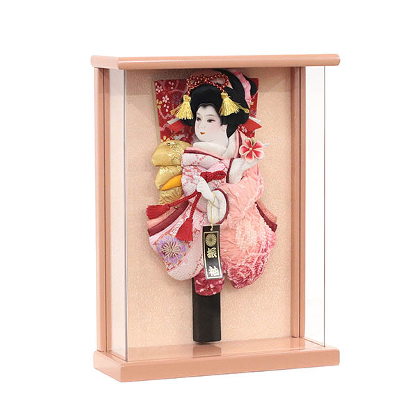 羽子板 幸月 花振袖 金襴かのこ ピンク 壁掛け 額飾り パールピンク塗り アクリルケース 詳細画像 幸月 羽子板 花振袖 金襴かのこ ピンク 壁掛け 額飾り パールピンク塗り アクリルケース 詳細画像