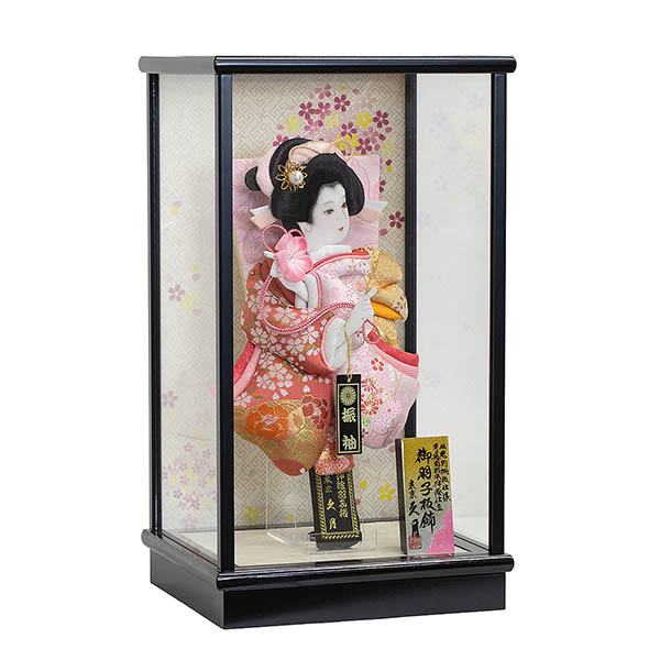羽子板 久月 金襴振袖 春桜A 黒塗 ガラスケース飾り 詳細画像 久月 羽子板 金襴振袖 春桜A 黒塗 ガラスケース飾り 詳細画像