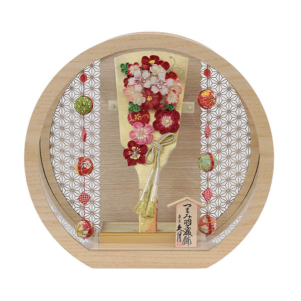久月　 羽子板　つまみ細工 羽子板 金赤花 リバーシブル 円形 丸型 鞠三連つるし付き アクリルケース 輪転36　詳細画像