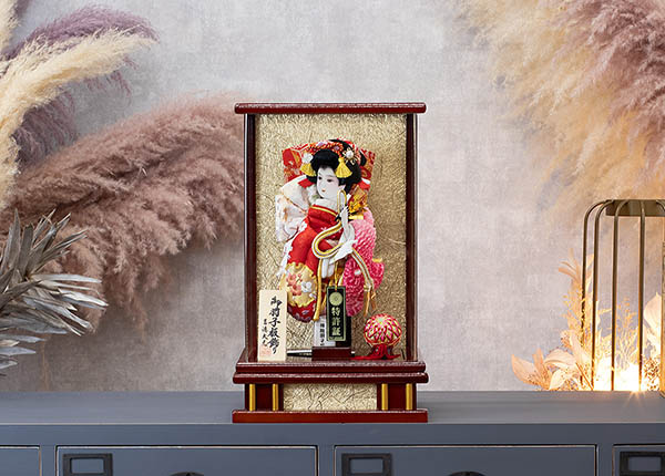 羽子板 吉徳 鹿の子 ピンク 赤 刺繍 花梨塗り アクリルケース飾り 詳細画像 吉徳 羽子板 鹿の子 ピンク 赤 刺繍 花梨塗り アクリルケース飾り 詳細画像