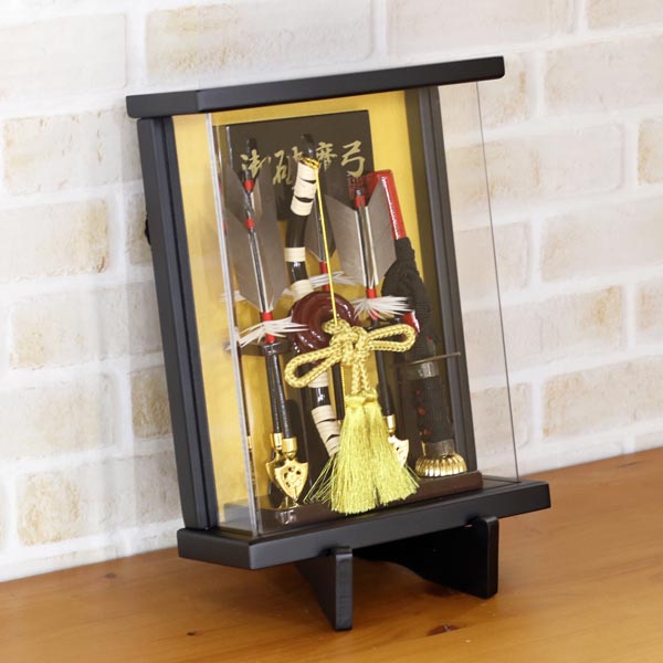 壁掛け 額飾り 武蔵 黒消塗り アクリルケース スタンド付き