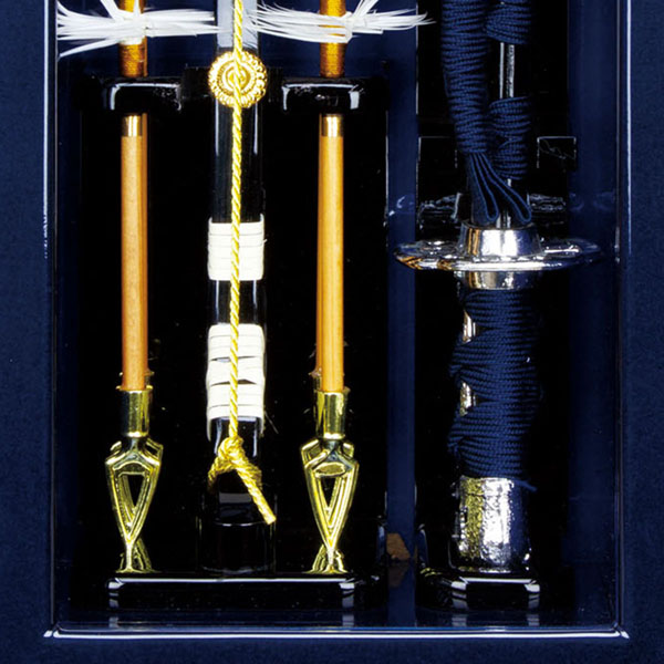 フジキ　 破魔弓　壁掛け 額飾り 翔 ガラスケース飾り スタンド付き　詳細画像