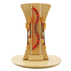 破魔弓: 壁掛け対応 木製・ちりめん インテリア破魔弓 赤紐 半円形敷板セット