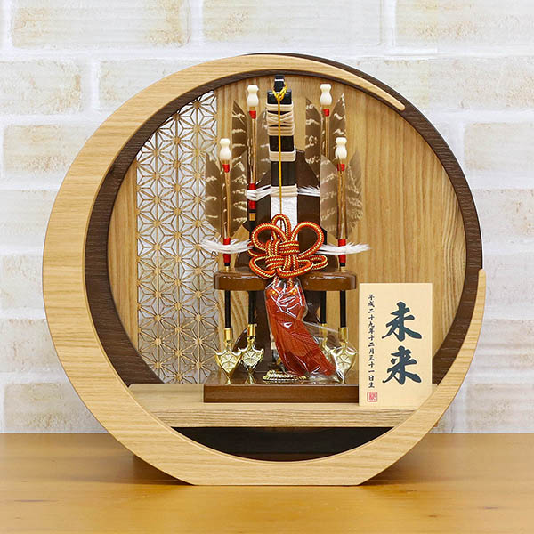 破魔弓 森泉 誠 透かし麻の葉模様 木製 円形 三日月形飾り台 (小) 詳細画像 森泉 破魔弓 誠 透かし麻の葉模様 木製 円形 三日月形飾り台 (小) 詳細画像