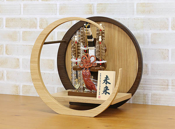 破魔弓 森泉 誠 透かし麻の葉模様 木製 円形 三日月形飾り台 (小) 詳細画像 森泉 破魔弓 誠 透かし麻の葉模様 木製 円形 三日月形飾り台 (小) 詳細画像