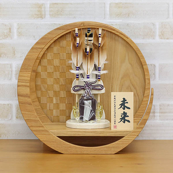 破魔弓 森泉 霞 市松模様 木製 円形 三日月形飾り台(小) 詳細画像 森泉 破魔弓 霞 市松模様 木製 円形 三日月形飾り台(小) 詳細画像