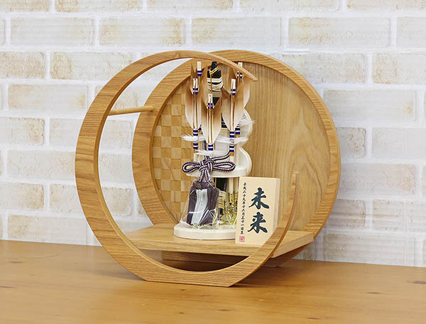 森泉　 破魔弓　霞 市松模様 木製 円形 三日月形飾り台（小）　詳細画像