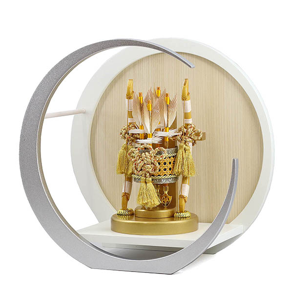 東玉　 破魔弓　黎（れい） 白銀 木製 円形 三日月形飾り台 (大)　詳細画像