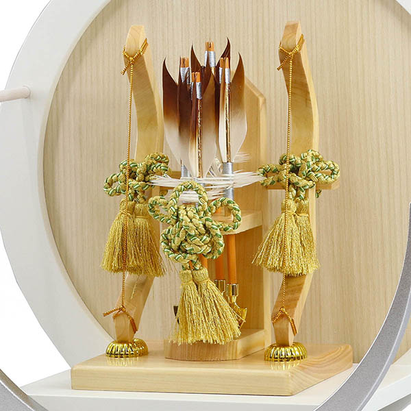 東玉　 破魔弓　若葉 白銀 木製 円形 三日月形飾り台 (大)　詳細画像