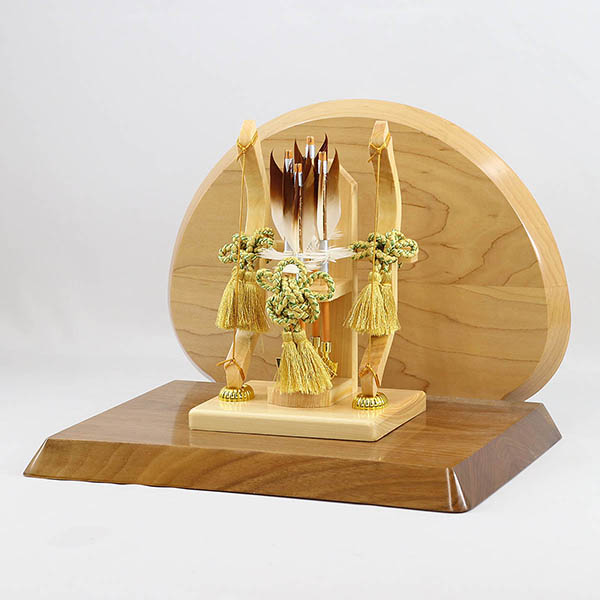 破魔弓 東玉 若葉 高級木材使用台屏風 詳細画像 東玉 破魔弓 若葉 高級木材使用台屏風 詳細画像